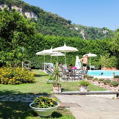 Casa Sorrento, Immerso Nel Verde A Pochi Passi Dal Centro Extérieur photo