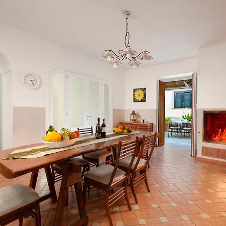 Casa Sorrento, Immerso Nel Verde A Pochi Passi Dal Centro Extérieur photo