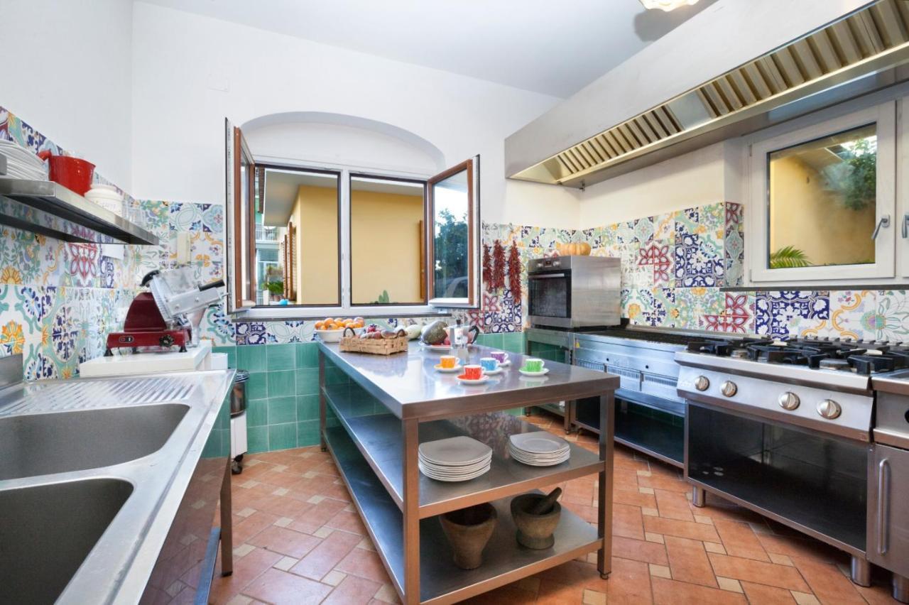 Casa Sorrento, Immerso Nel Verde A Pochi Passi Dal Centro Extérieur photo