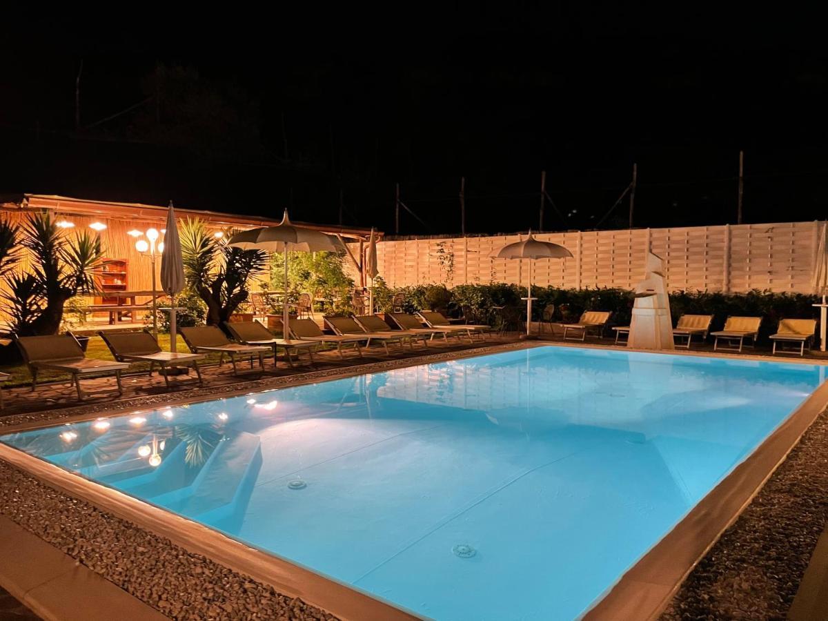 Casa Sorrento, Immerso Nel Verde A Pochi Passi Dal Centro Extérieur photo